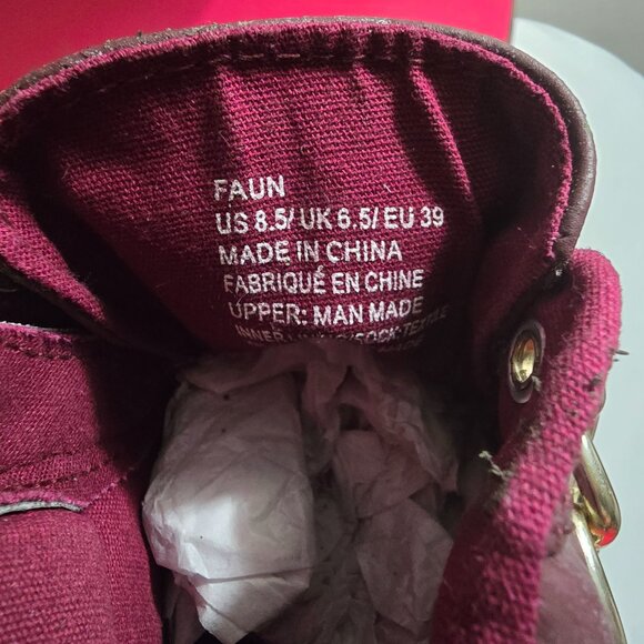 JustFab Women's Burgundy Quilted High-Top Sneakers w Gold Chain Detail Size 8.5 - Picture 6 of 9